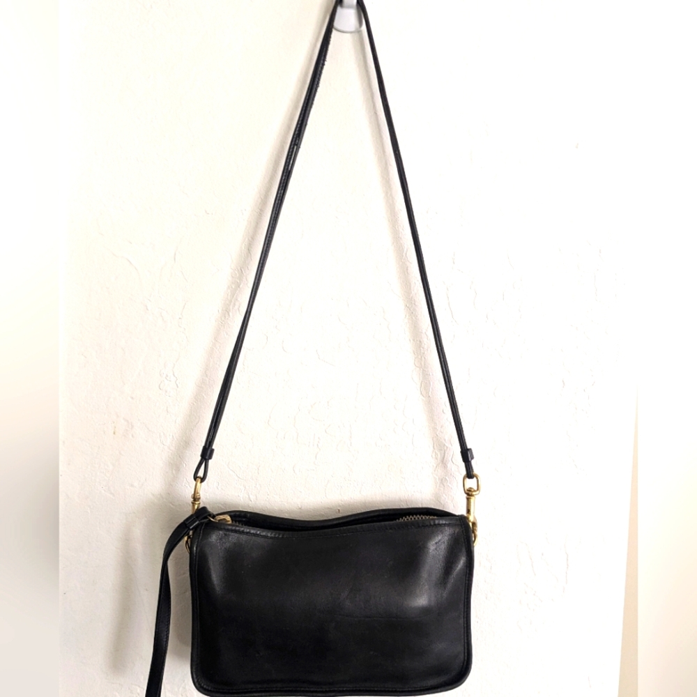 Coach Vintage Mahoney Leather Bag.